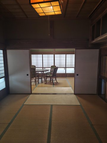 主圖