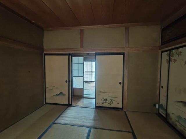 主圖